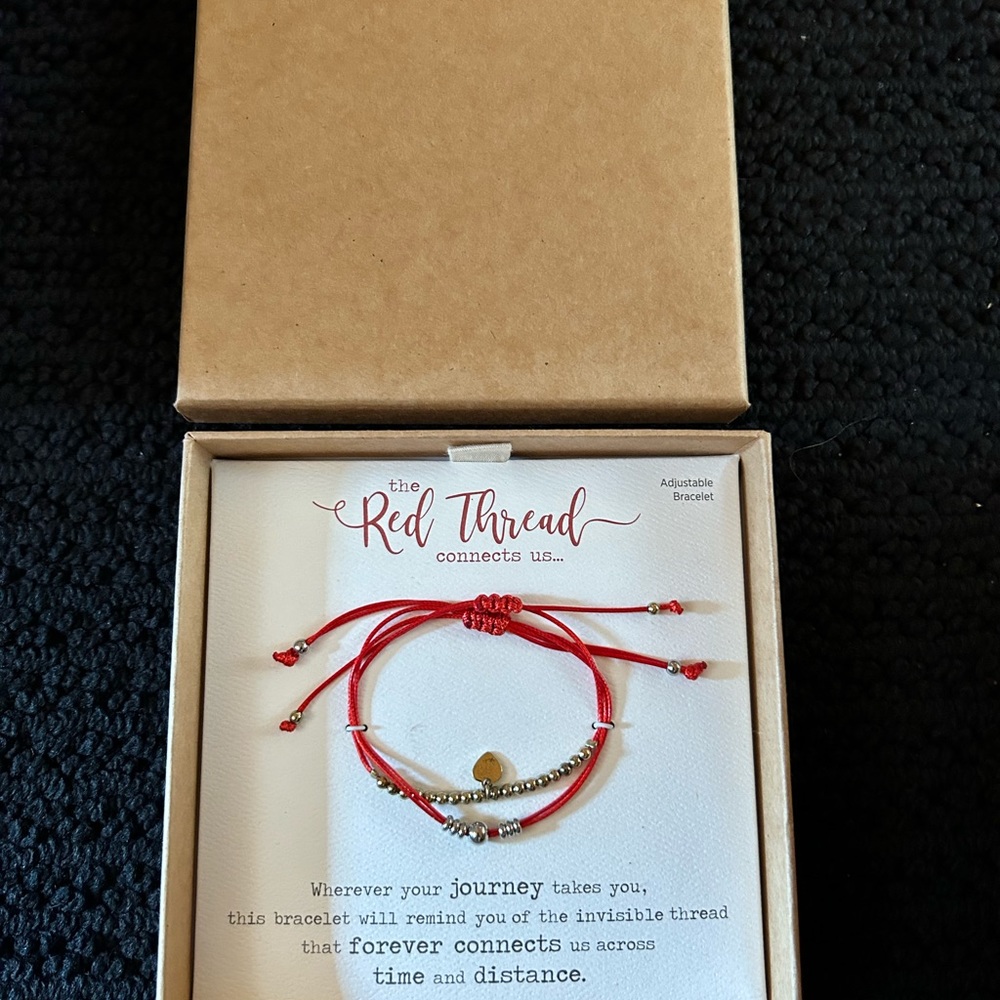 Red Thread Adjustable Bracelet - Picture 2 of 2
